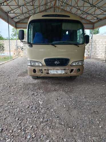 Hyundai County 2001, 325,698 km - 3.9 l - Füzuli