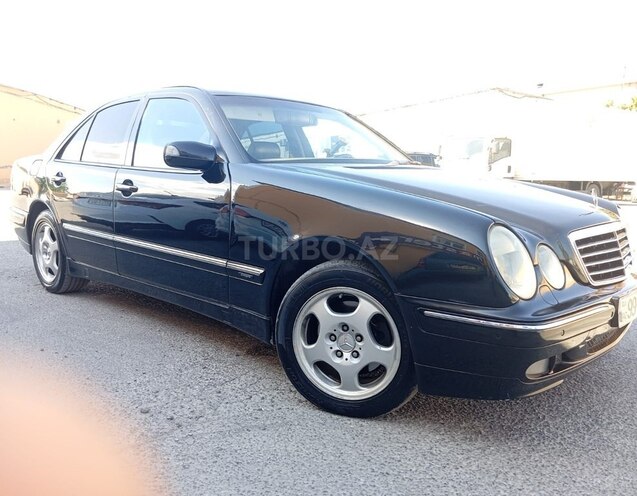 Mercedes E 270 2001, 350,000 km - 2.7 l - Bakı