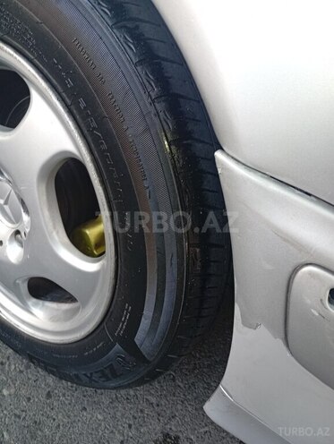 Mercedes E 320 2001, 298,000 km - 3.2 l - Bakı