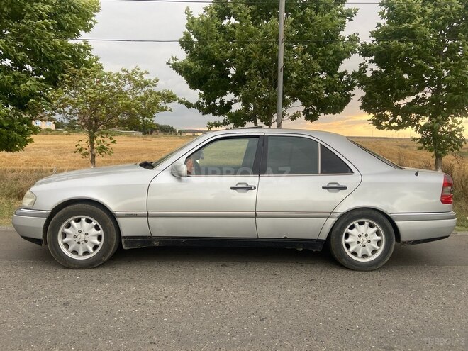 Mercedes C 220 d 1994, 550,000 km - 2.2 л - Masallı