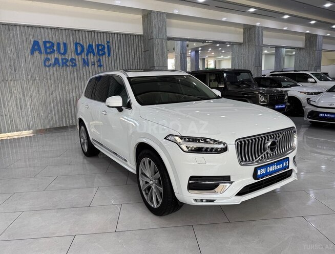Volvo XC90-2