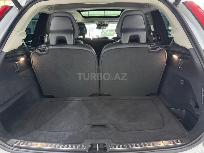 Volvo XC90-15