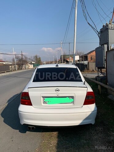 Opel Vectra 1999, 462,231 km - 1.8 l - Zaqatala