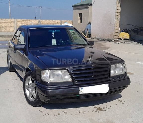 Mercedes E 300 1993, 685,500 km - 3.0 l - Bakı