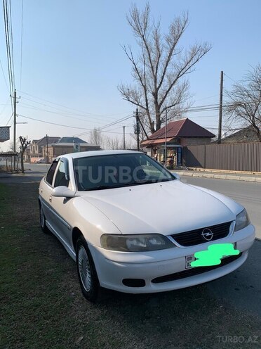 Opel Vectra 1999, 462,231 km - 1.8 l - Zaqatala