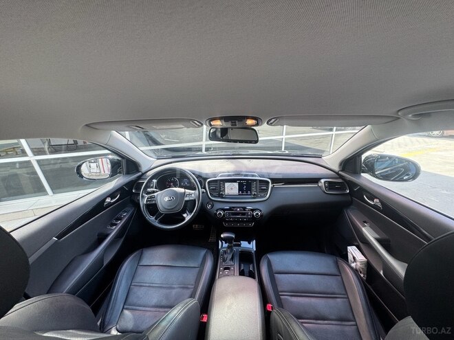 Kia Sorento-10