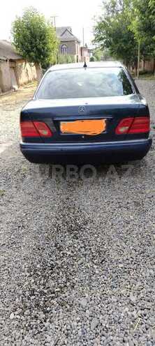 Mercedes E 240 1998, 155,000 km - 2.4 l - Bakı