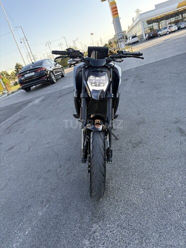 CFMOTO 300 NK-5