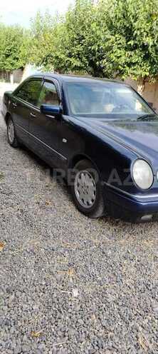 Mercedes E 240 1998, 155,000 km - 2.4 l - Bakı