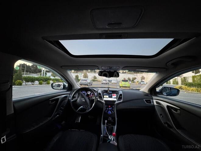 Hyundai Elantra 2015, 194,000 km - 1.8 l - Bakı