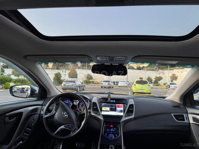 Hyundai Elantra 2015, 194,000 km - 1.8 l - Bakı