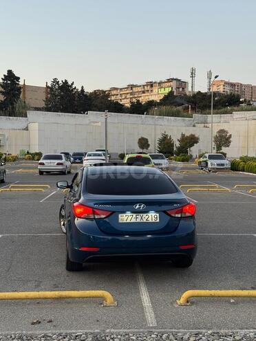 Hyundai Elantra 2015, 194,000 km - 1.8 l - Bakı