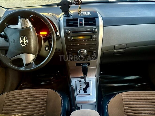 Toyota Corolla 2008, 300,000 km - 1.8 l - Bakı