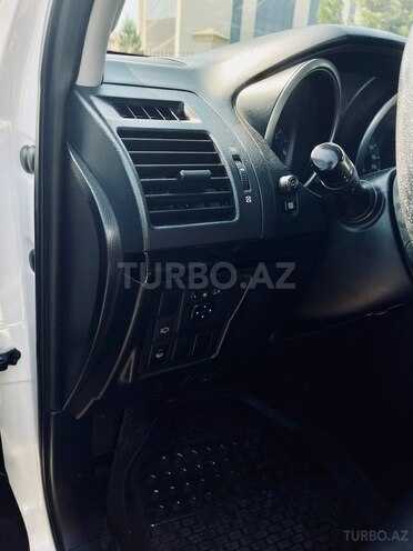 Toyota Land Cruiser Prado-9