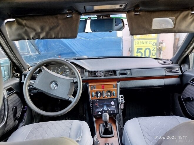 Mercedes E 220 1993, 510,000 km - 2.2 l - İmişli