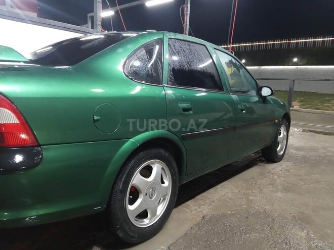 Opel Vectra 1996, 475,000 km - 1.6 l - Bakı