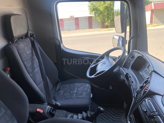 Mercedes Atego 818-10
