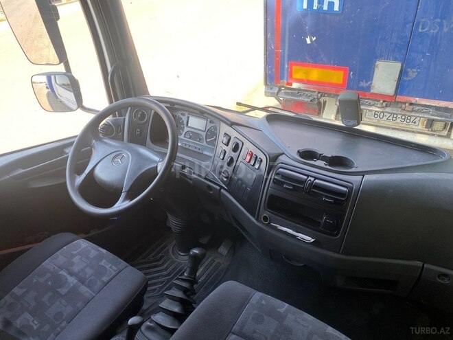 Mercedes Atego 818-8