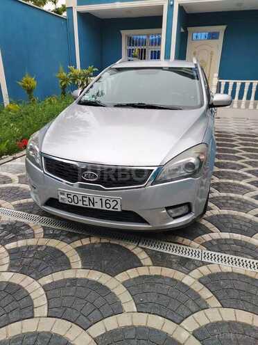 Kia  2010, 240,000 km - 1.6 l - Bakı