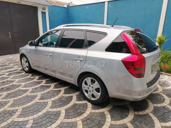 Kia  2010, 240,000 km - 1.6 l - Bakı
