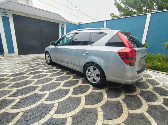 Kia  2010, 240,000 km - 1.6 l - Bakı