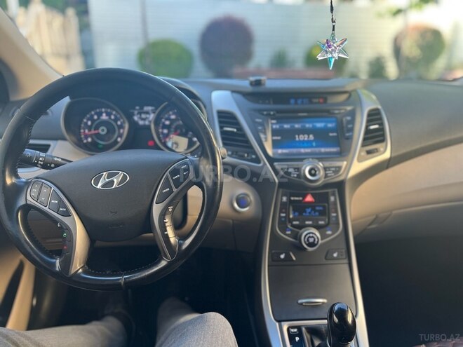 Hyundai Elantra 2014, 127,138 km - 1.8 l - Ağsu