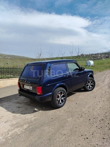 LADA (VAZ) Niva 2016, 225,000 km - 1.7 l - Lerik