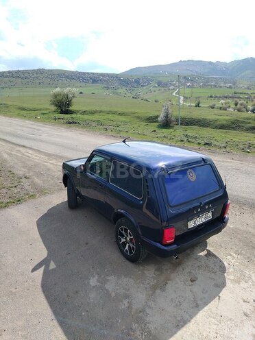 LADA (VAZ) Niva 2016, 225,000 km - 1.7 l - Lerik