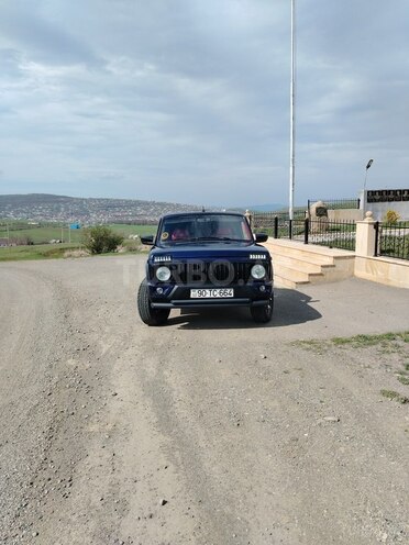 LADA (VAZ) Niva 2016, 225,000 km - 1.7 l - Lerik
