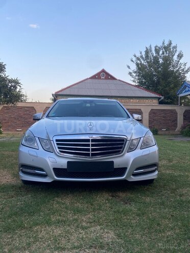 Mercedes E 220 d 2011, 214,000 km - 2.2 l - Bakı