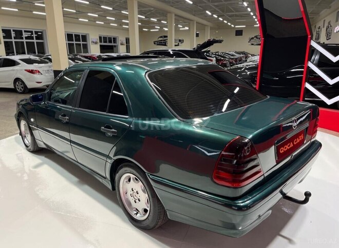 Mercedes E 220 d 1999, 303,033 km - 2.2 l - Sumqayıt