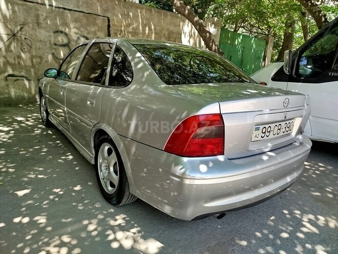 Opel Vectra 1999, 270,000 km - 1.6 l - Bakı