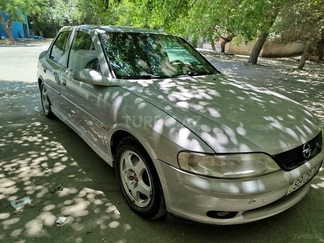Opel Vectra 1999, 270,000 km - 1.6 l - Bakı