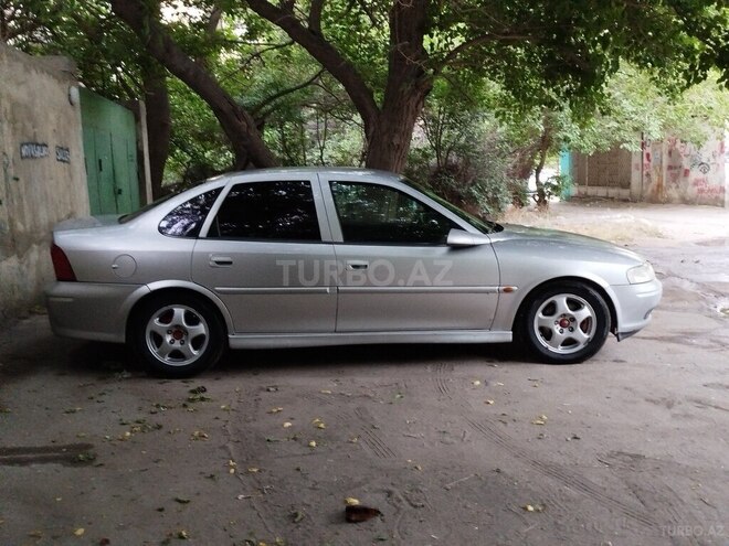 Opel Vectra 1999, 270,000 km - 1.6 l - Bakı