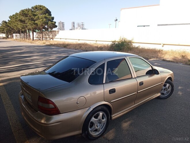 Opel Vectra 1998, 301,827 km - 1.8 l - Sumqayıt