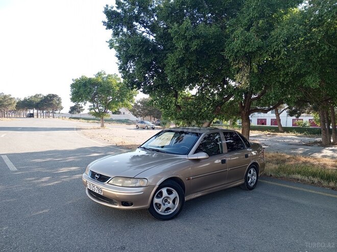 Opel Vectra 1998, 301,827 km - 1.8 l - Sumqayıt