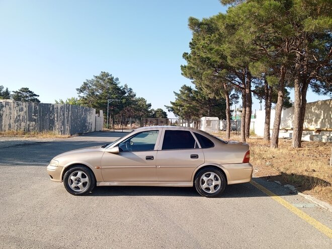 Opel Vectra 1998, 301,827 km - 1.8 l - Sumqayıt