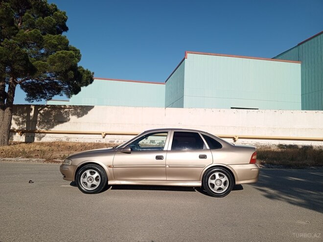 Opel Vectra 1998, 301,827 km - 1.8 l - Sumqayıt
