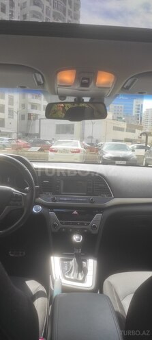 Hyundai Elantra 2018, 155,000 km - 2.0 л - Bakı