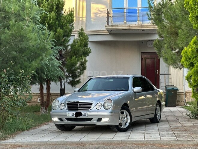 Mercedes E 240 1999, 381,878 km - 2.6 l - Saatlı
