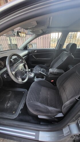 Volkswagen Passat 2002, 209,215 km - 1.8 l - Bakı
