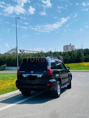 Toyota Land Cruiser Prado-11
