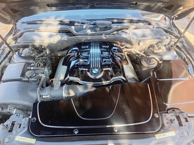 BMW 745 2003, 267,543 km - 4.4 l - Bakı