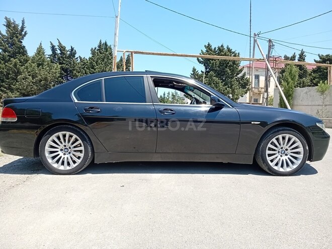 BMW 745 2003, 267,543 km - 4.4 l - Bakı