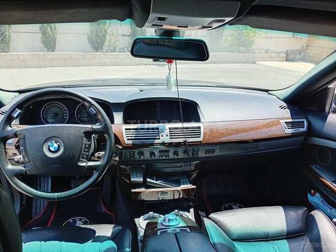 BMW 745 2003, 267,543 km - 4.4 l - Bakı