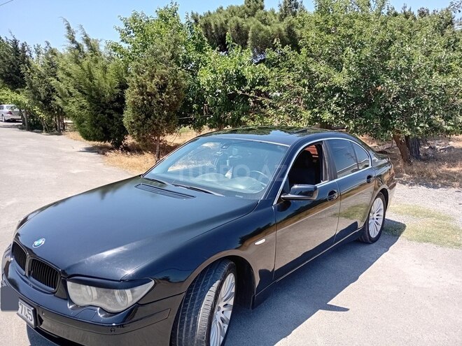 BMW 745 2003, 267,543 km - 4.4 l - Bakı