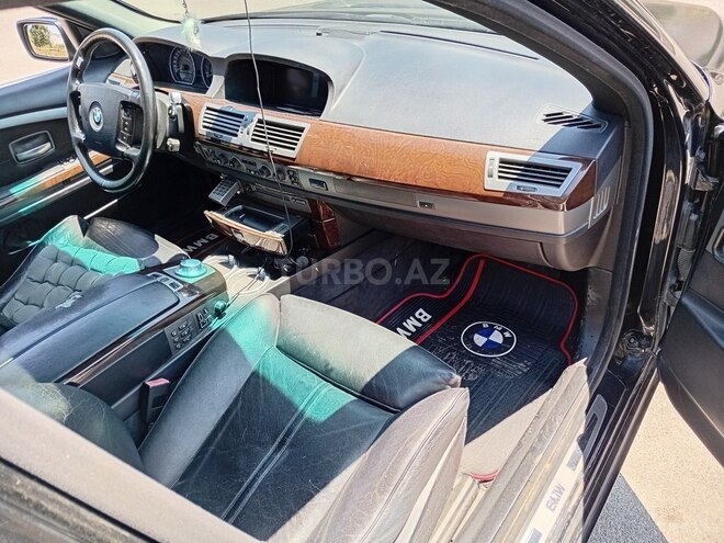 BMW 745 2003, 267,543 km - 4.4 l - Bakı