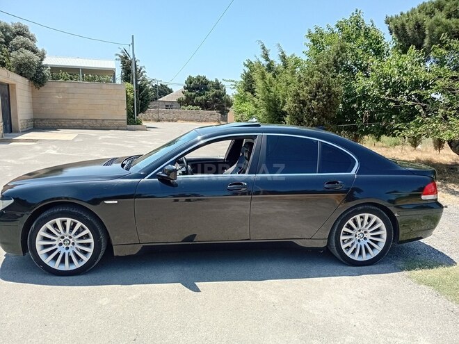 BMW 745 2003, 267,543 km - 4.4 l - Bakı