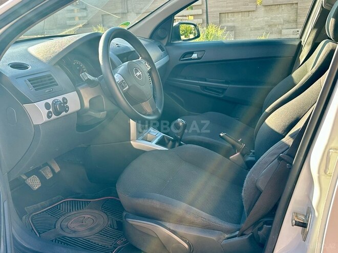 Opel Astra 2009, 207,000 km - 1.4 l - Bakı
