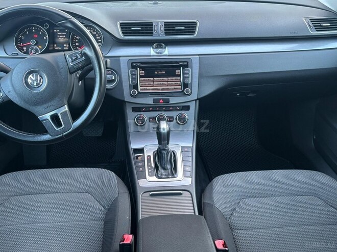 Volkswagen Passat 2014, 149,000 km - 1.8 l - Bakı